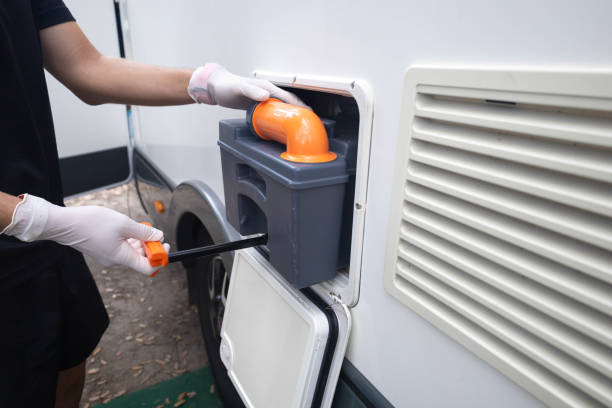 Portable Toilet Options We Offer in New Lisbon, WI